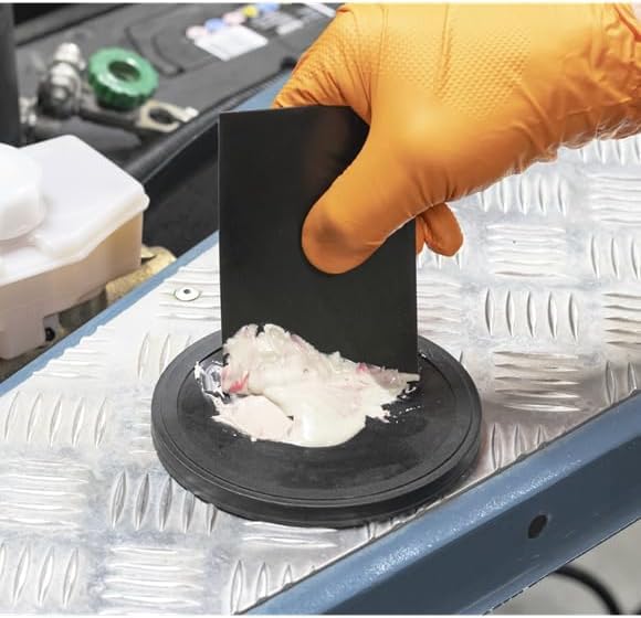 INTERMIX SUPPLIES Plastic Spreaders Car Body Filler putty 70x110mm - 50 Pack | Flexible, Multi-Use, Smooth Finish for Automotive & Industrial Applications