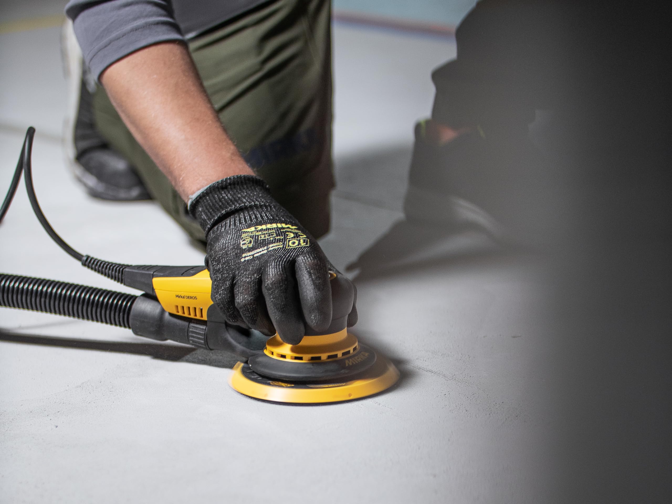 Mirka DEROS II 650 Orbital Sander with Suction for Velcro Sanding Discs Diameter 150 mm / 5 mm Eccentricity/Orbital Sander for Dustless Sanding of Wood, Plaster and Metal / MID6504044