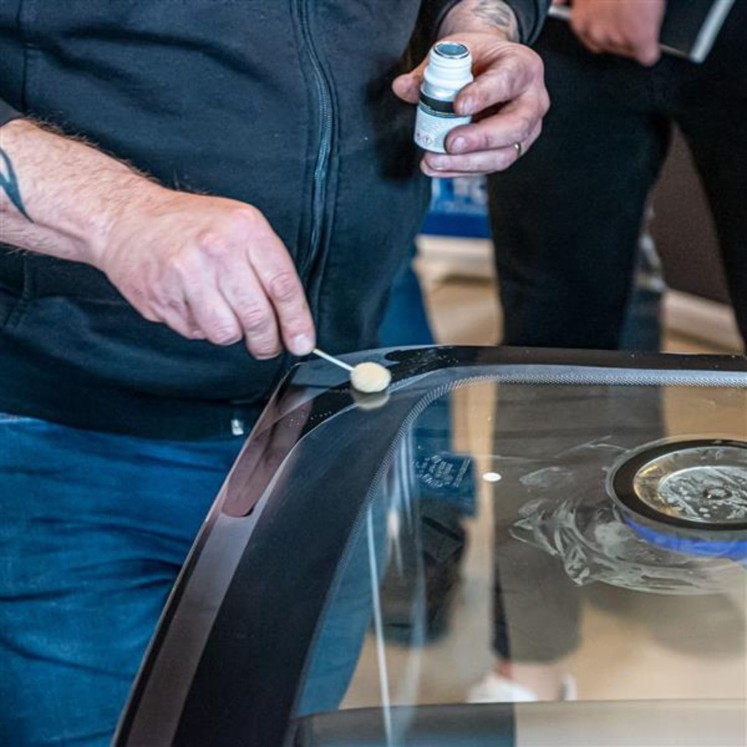 Silco 5701 Applicator Brush windscreen glass window glue adhesive swab brush