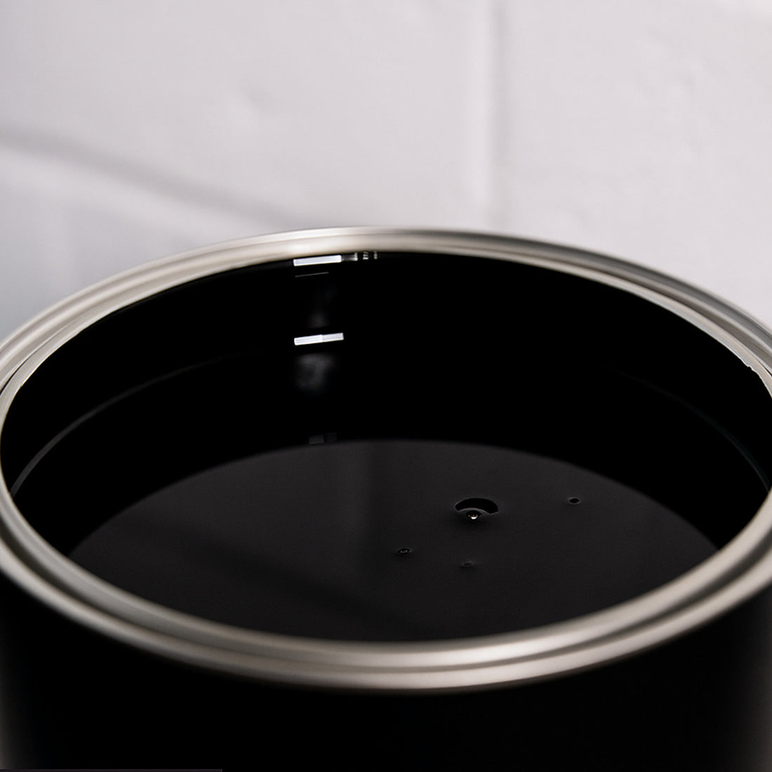 Jet Black Basecoat Paint – 1L  Excellent Coverage & Fast Drying, Smooth Finish